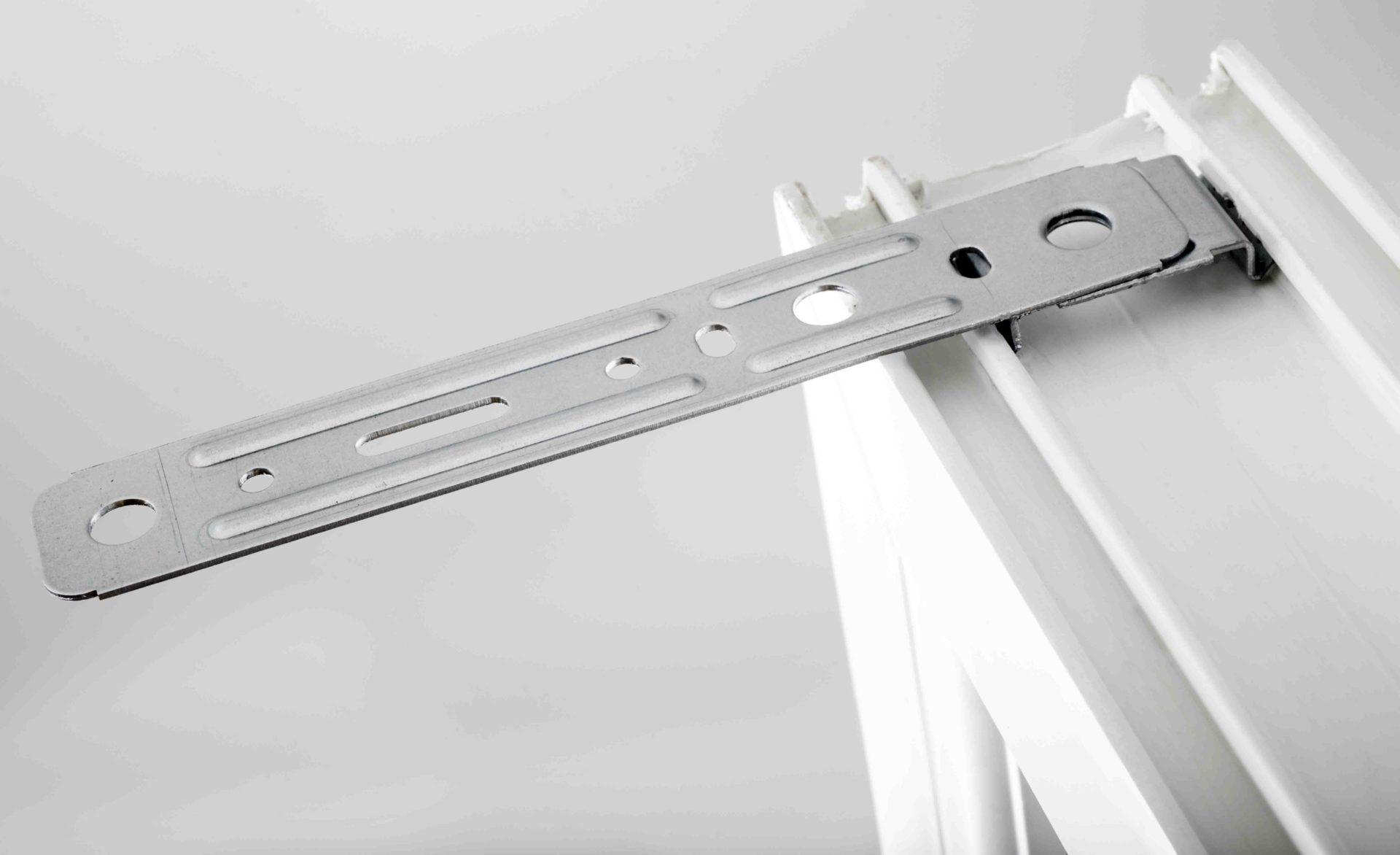 Kommerling 70 Window Fixing Clips (Box of 250) Sealco Scotland