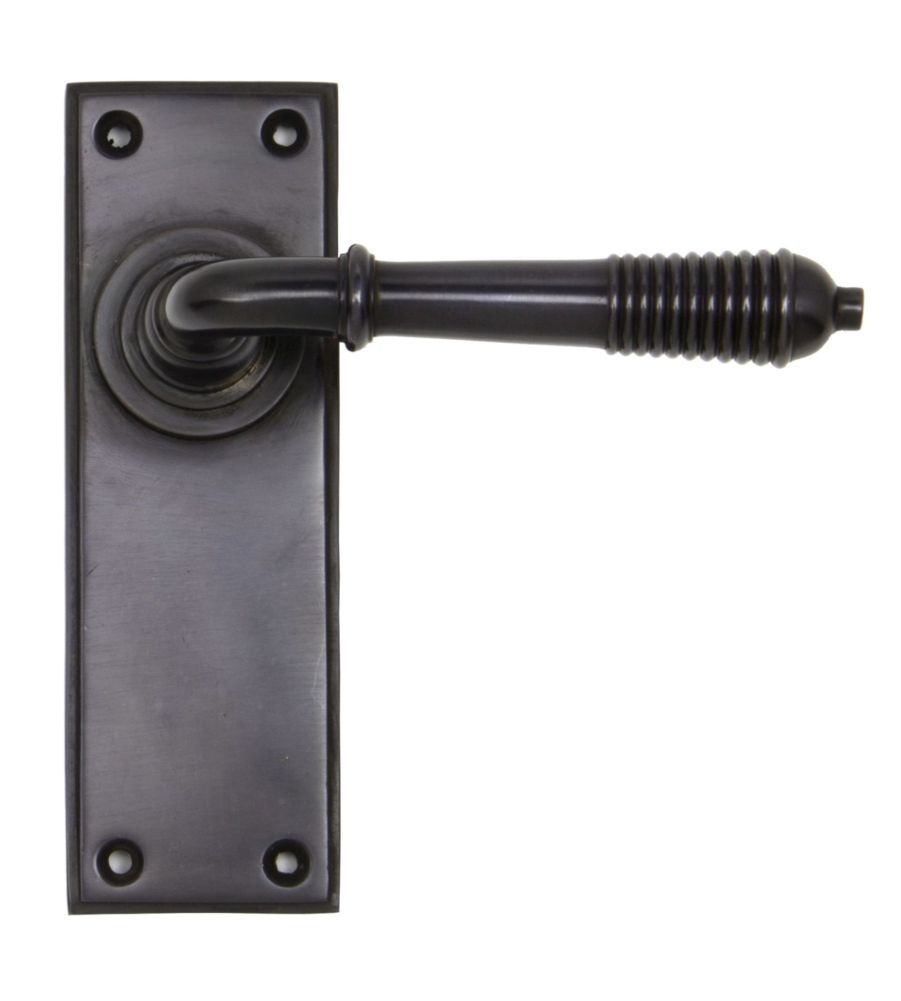 Aged Bronze Reeded Lever Latch Set