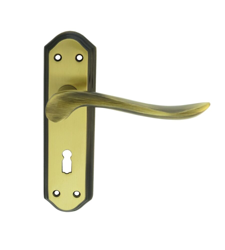 CARLISLE BRASS DL450FB LYTHAM LEVER ON BACKPLATE - LOCK 57MM C/C 180MM X 48MM - PAIR