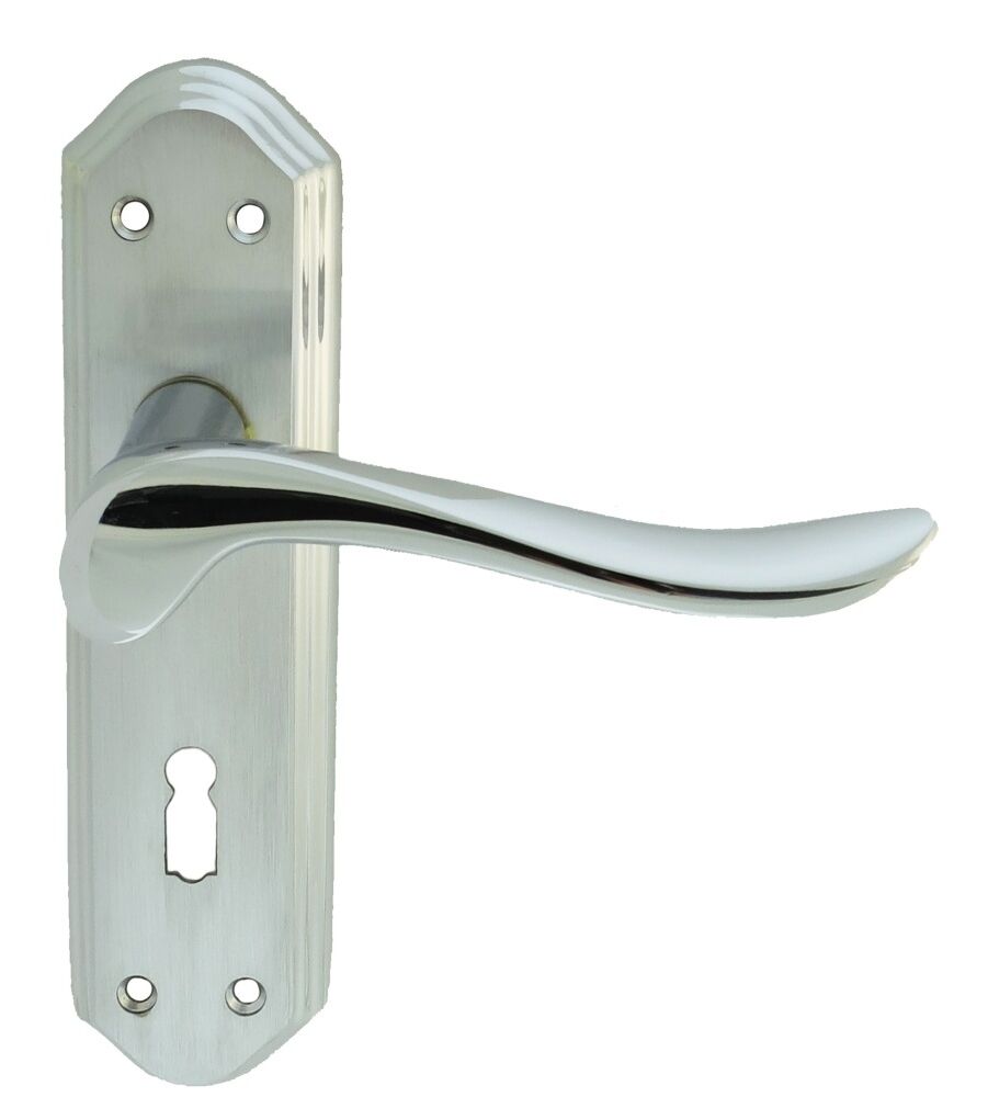 CARLISLE BRASS DL450SCCP LYTHAM LEVER ON BACKPLATE - LOCK 57MM C/C SATIN CHROME FACE POLISHED CHROME LEVER AND EDGES 180MM X 48MM - PAIR