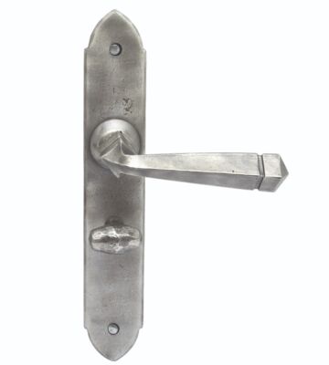 Carlisle Brass PE5506 Gothic Lever On Backplate – Bathroom 57mm C/C 250 X 43mm / Lever 125mm / Projection 70mm – Pair