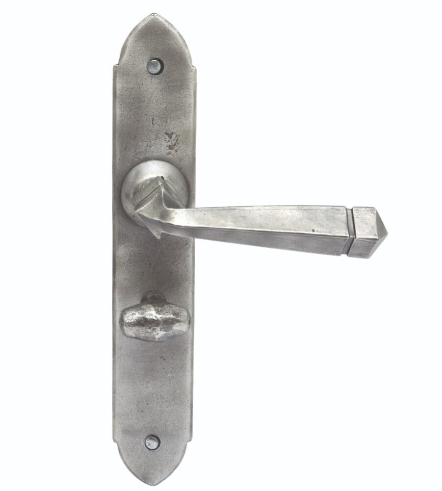 CARLISLE BRASS PE5506 GOTHIC LEVER ON BACKPLATE - BATHROOM 57MM C/C 250 X 43MM / LEVER 125MM / PROJECTION 70MM - PAIR