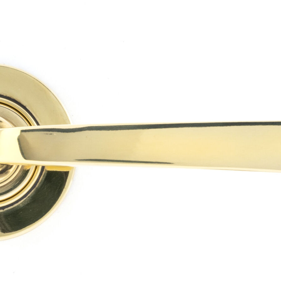 From The Anvil Aged Brass Avon Round Lever on Rose Set (Plain) - Unsprung - Image 2