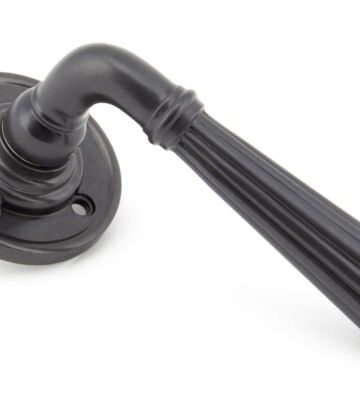 From The Anvil Aged Bronze Hinton Lever on Rose Set – Unsprung