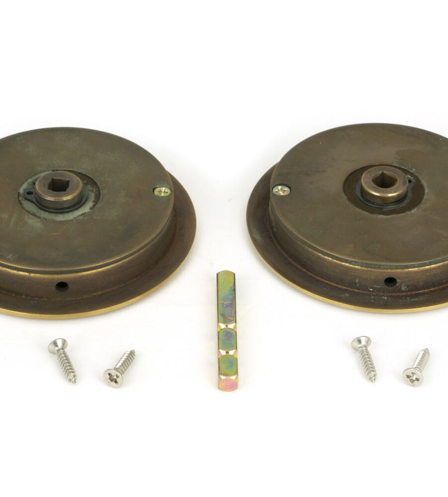 From The Anvil Aged Brass 75mm Plain Round Pull - Privacy Set - Image 5