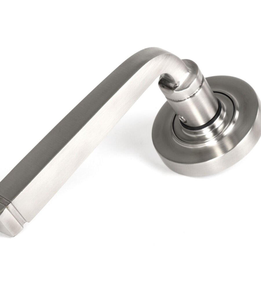 From The Anvil Satin Marine SS (316) Avon Round Lever on Rose Set (Plain)