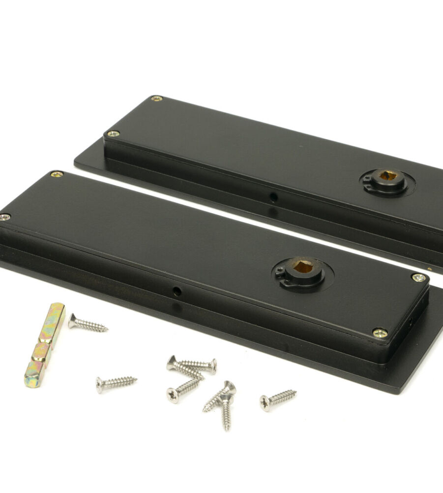 From The Anvil Aged Bronze 175mm Art Deco Rectangular Pull - Privacy Set - Image 4