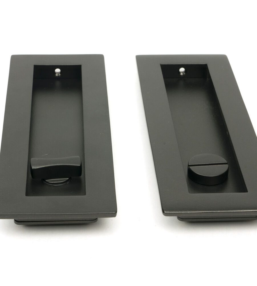 From The Anvil Aged Bronze 175mm Plain Rectangular Pull - Privacy Set - Image 3