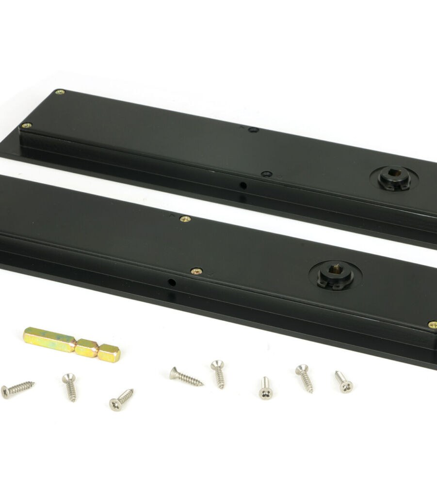 From The Anvil Matt Black 250mm Plain Rectangular Pull - Privacy Set - Image 4