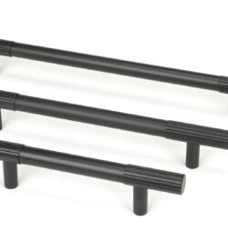 From The Anvil Matt Black Judd Pull Handle - Small - Image 6