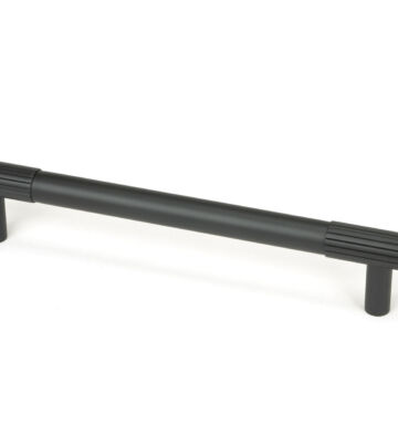 From The Anvil Matt Black Judd Pull Handle – Medium