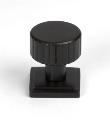 From The Anvil Aged Bronze Judd Cabinet Knob – 25mm (Square)
