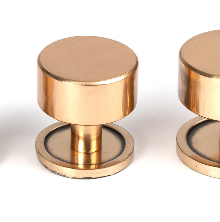 From The Anvil Polished Bronze Kelso Cabinet Knob - 25mm (Plain) - Image 6