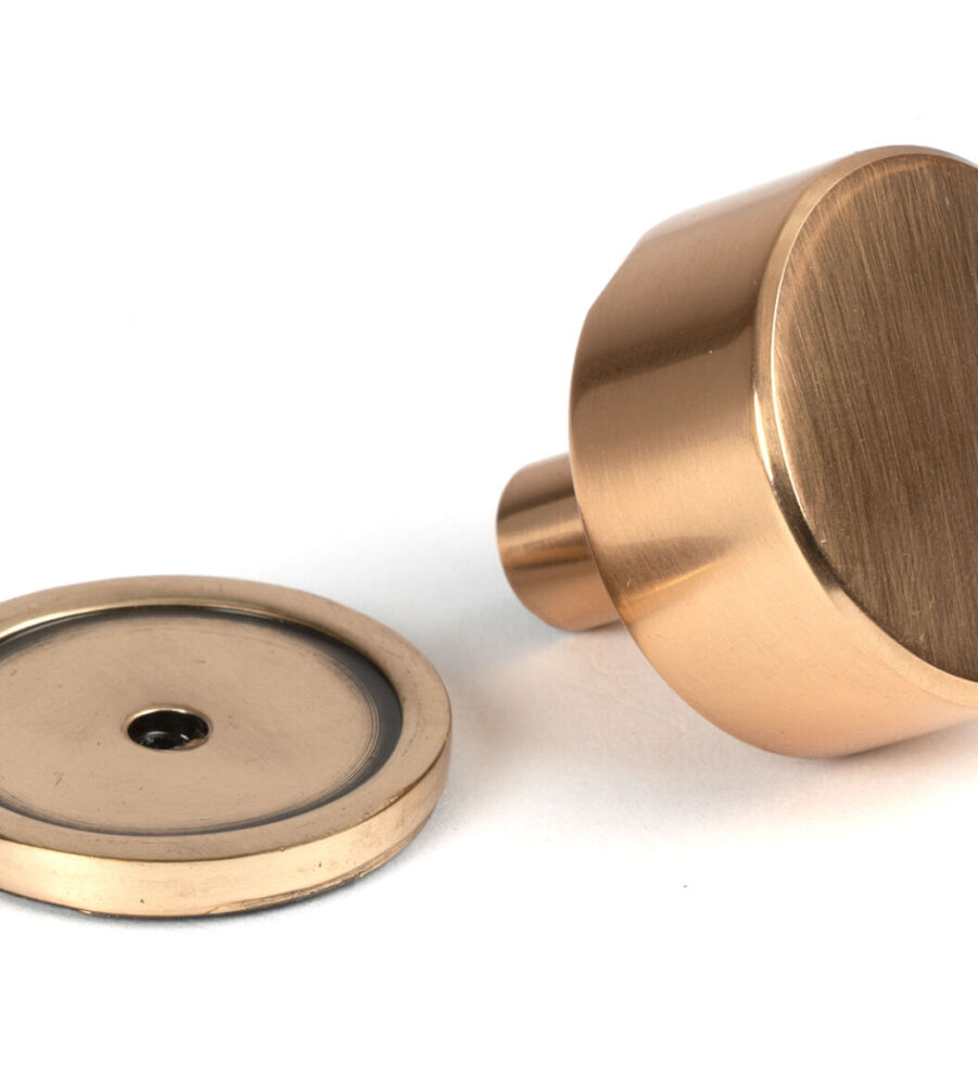 From The Anvil Polished Bronze Kelso Cabinet Knob - 32mm (Plain) - Image 3