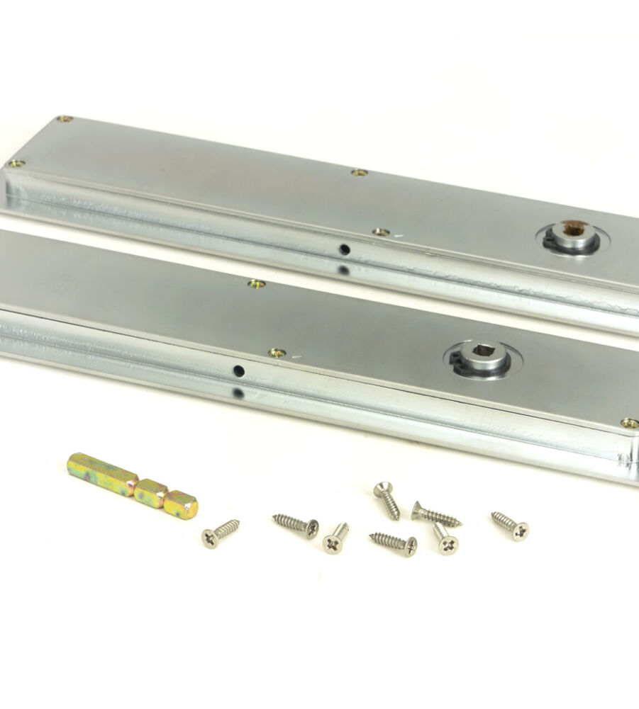 From The Anvil Satin Chrome 250mm Art Deco Rectangular Pull - Privacy Set - Image 4