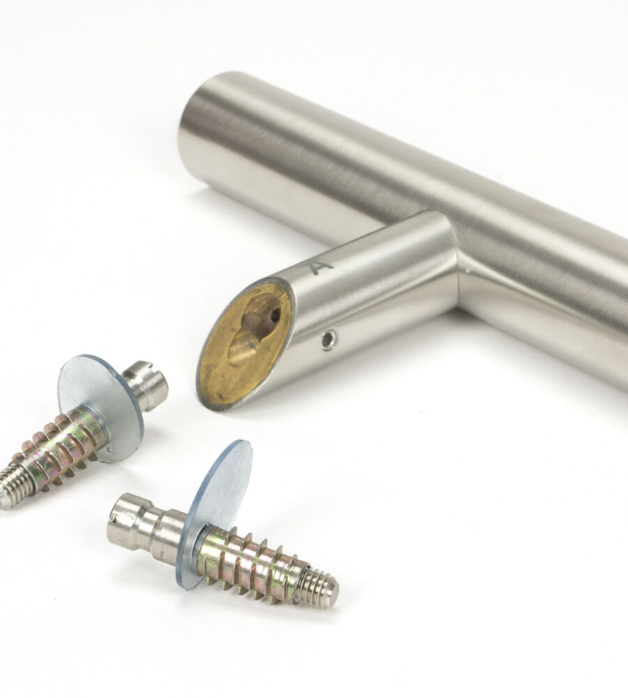 From The Anvil Satin Marine SS (316) 1.5m Offset T Bar Handle Secret Fix 32mm - Image 6