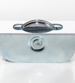 Endurance Square Sash Pulley Wheel 13/4'' Wheel Polished Chrome - Image 2