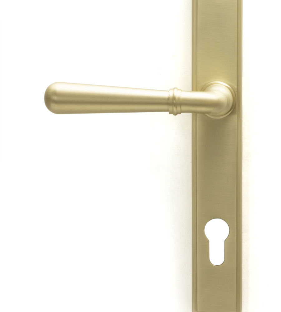From The Anvil Satin Brass Newbury Slimline Lever Espag. Lock Set - Image 3