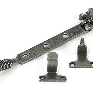 From The Anvil Pewter 8″ Reeded Stay (Steel Window)